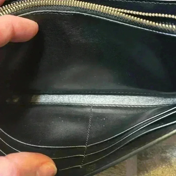 Miu Miu Black Patent Leather Long Wallet - Picture 13 of 13